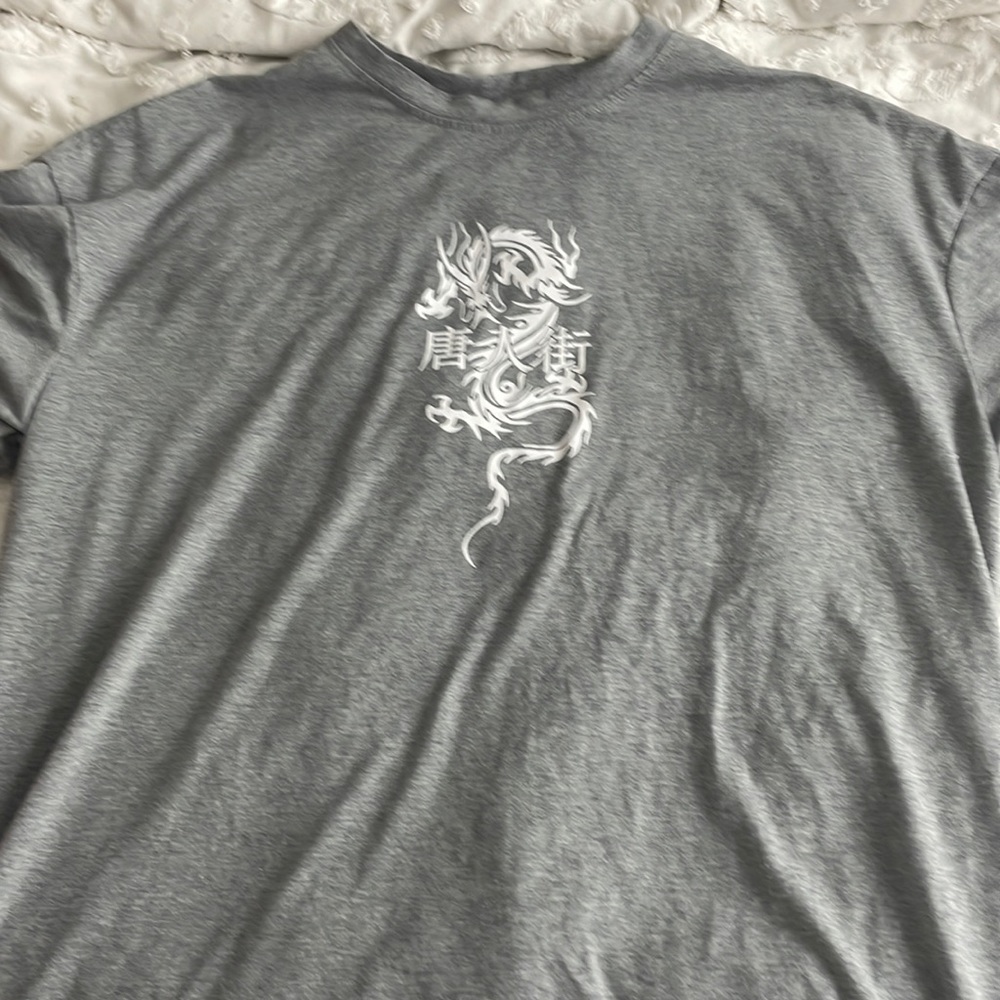 large oversized tee